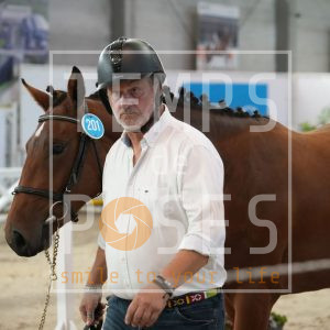 Damoiselle des dix bonniers